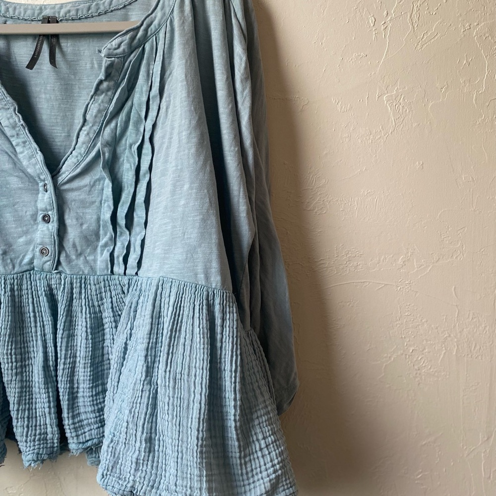 Anthropologie Light Blue 100% Cotton Blouse Size Medium - Picture 3 of 6